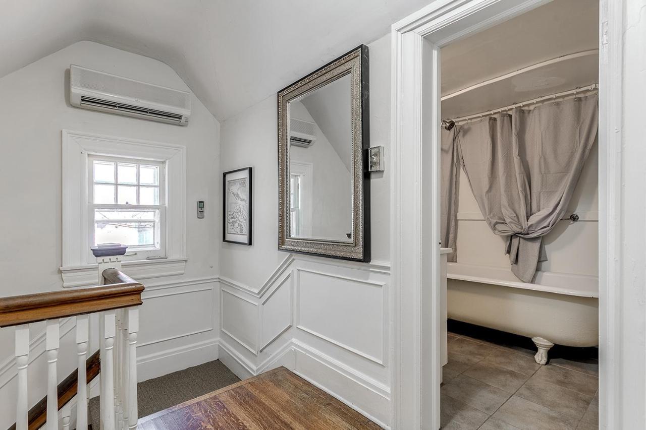 Four Bedroom Rosedale Home Toronto Extérieur photo